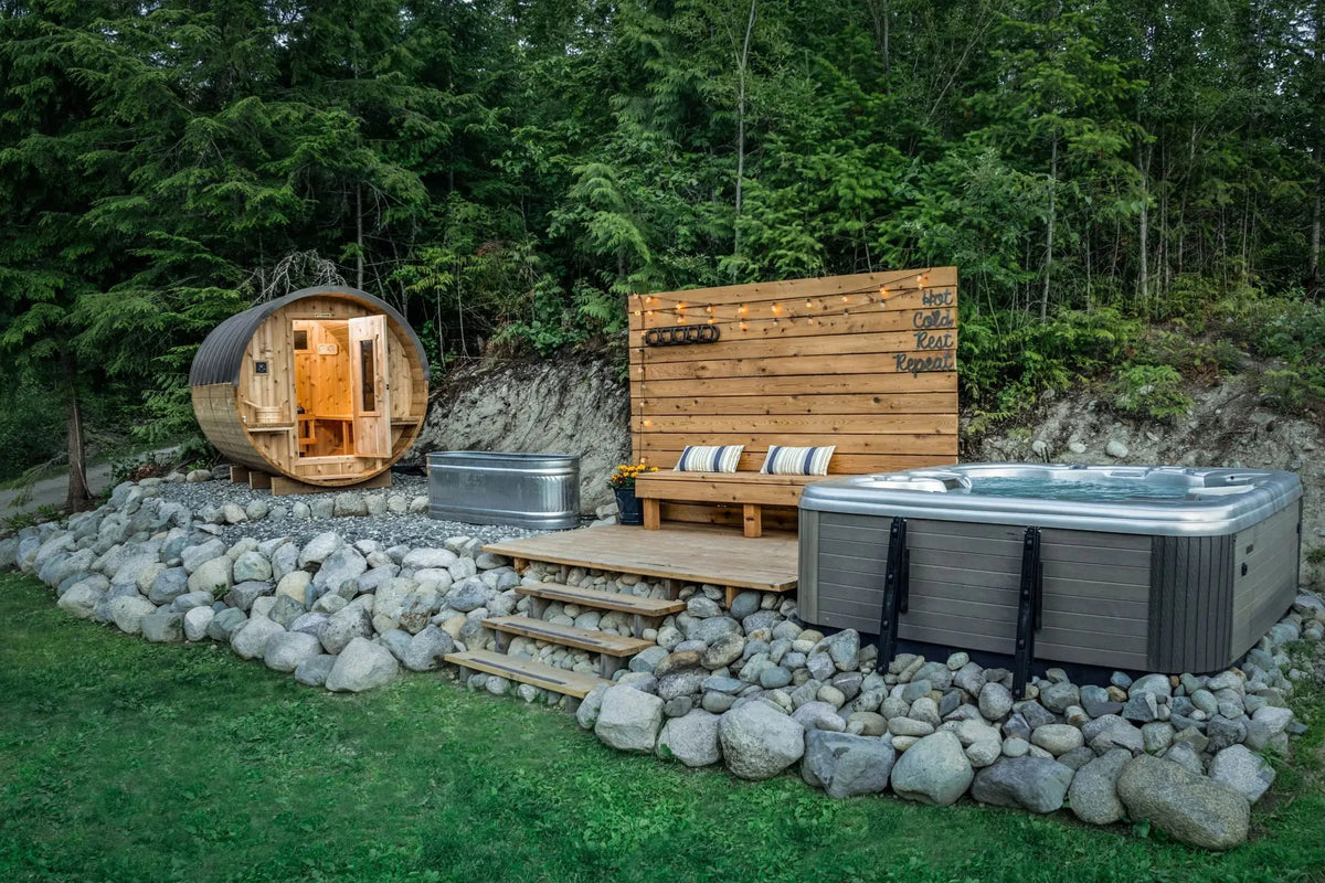 Sauna vs. Cold Plunge: Which is better for Recovery?